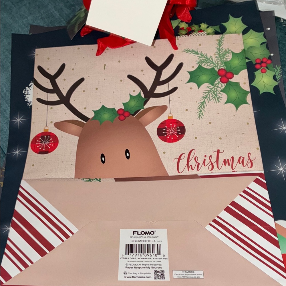Festive Christmas Gift Bags (4) with Santa Penguin & Moose Design nwt - Picture 2 of 5